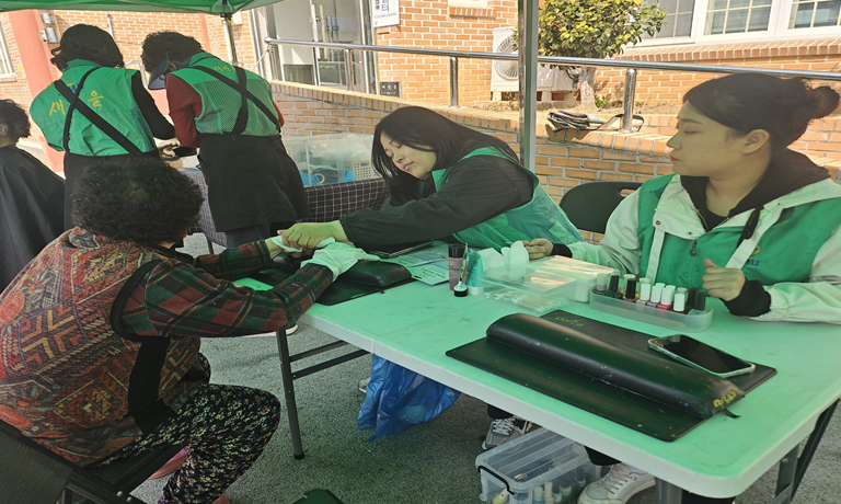 완도군새마을회, 농촌재능나눔 이미용봉사활동 펼쳐